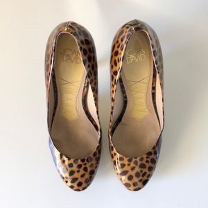 Joan & David Patent Leather Animal Print Pump-sz 9